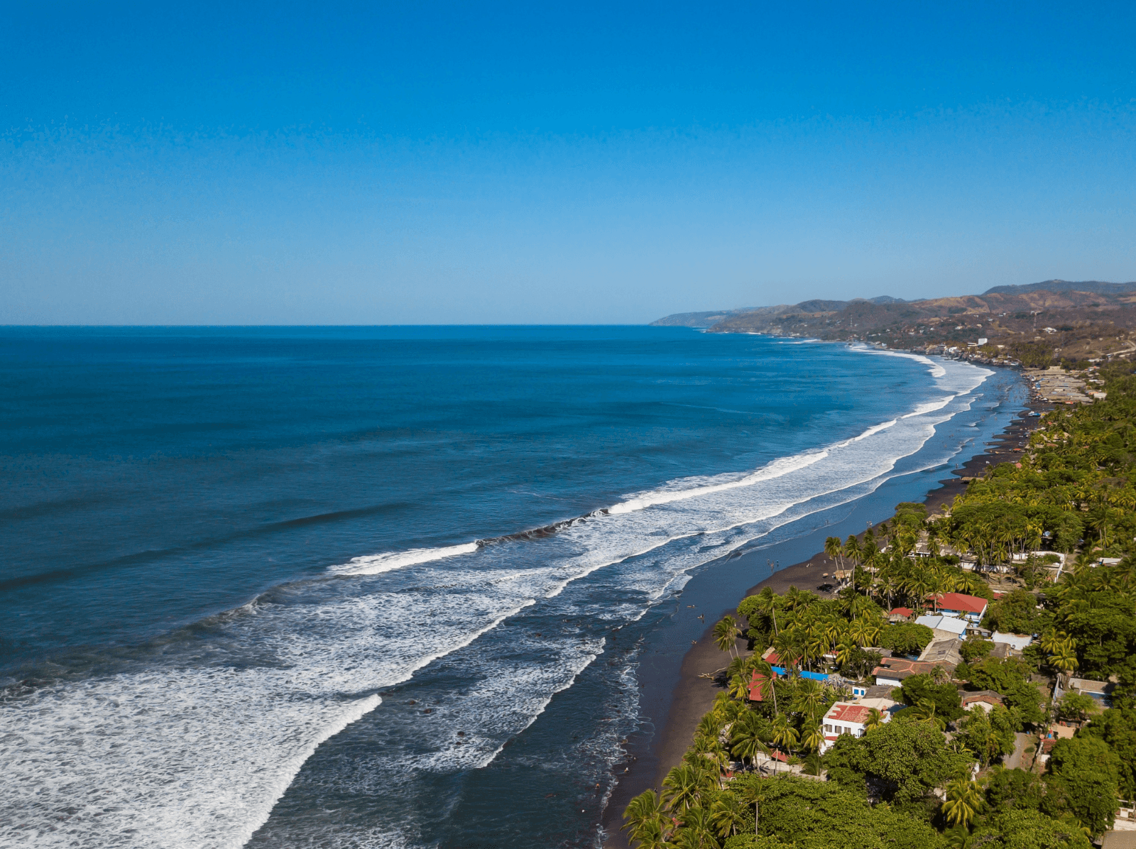 El BCIE promueve el desarrollo sostenible de El Salvador